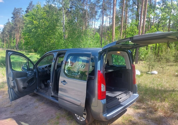 Peugeot Partner cena 19750 przebieg: 233000, rok produkcji 2008 z Sulejówek małe 79